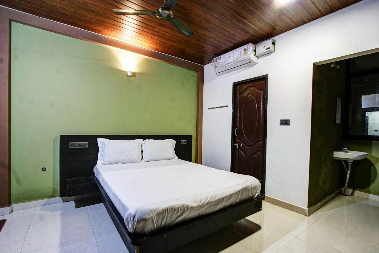 Spot On 37197 Mallya Residency Hotel Someshwar Bagian luar foto