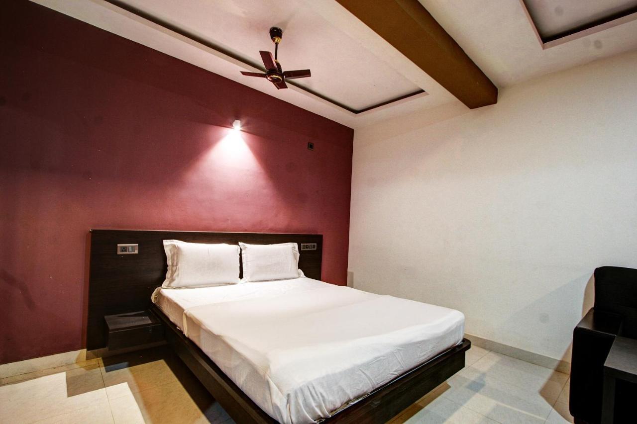 Spot On 37197 Mallya Residency Hotel Someshwar Bagian luar foto