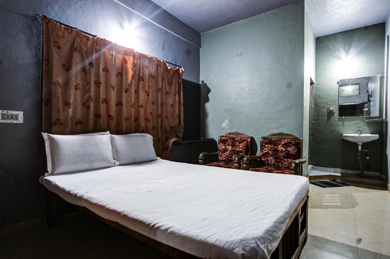 Spot On 37197 Mallya Residency Hotel Someshwar Bagian luar foto